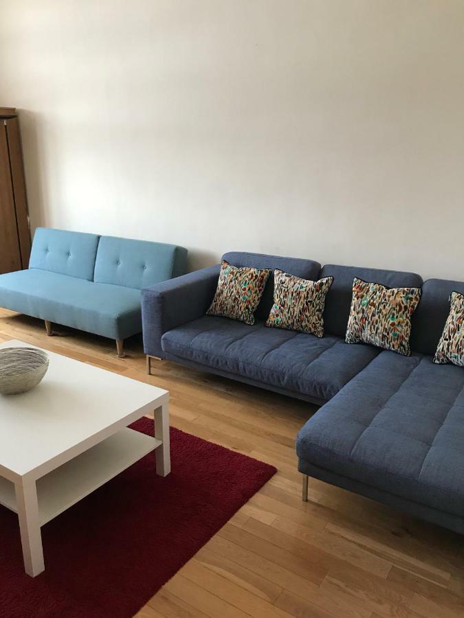 Westbourne Terrace Homestay *