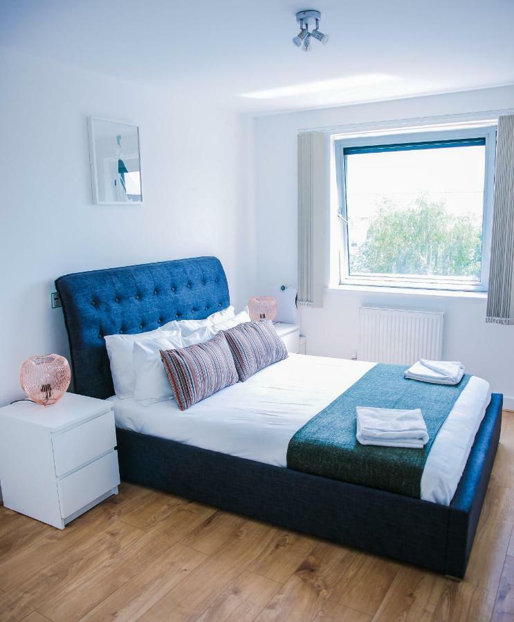 Appartement Riverside 2 Bed Londres
