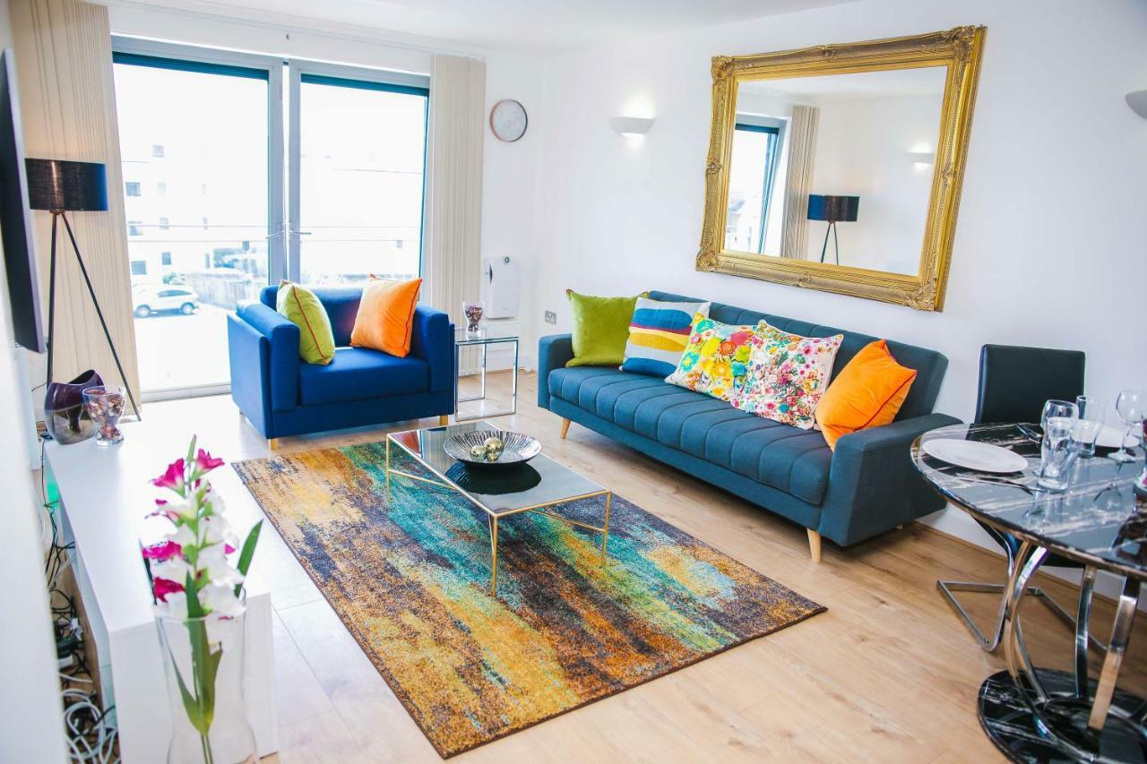 Riverside 2 Bed * Londres