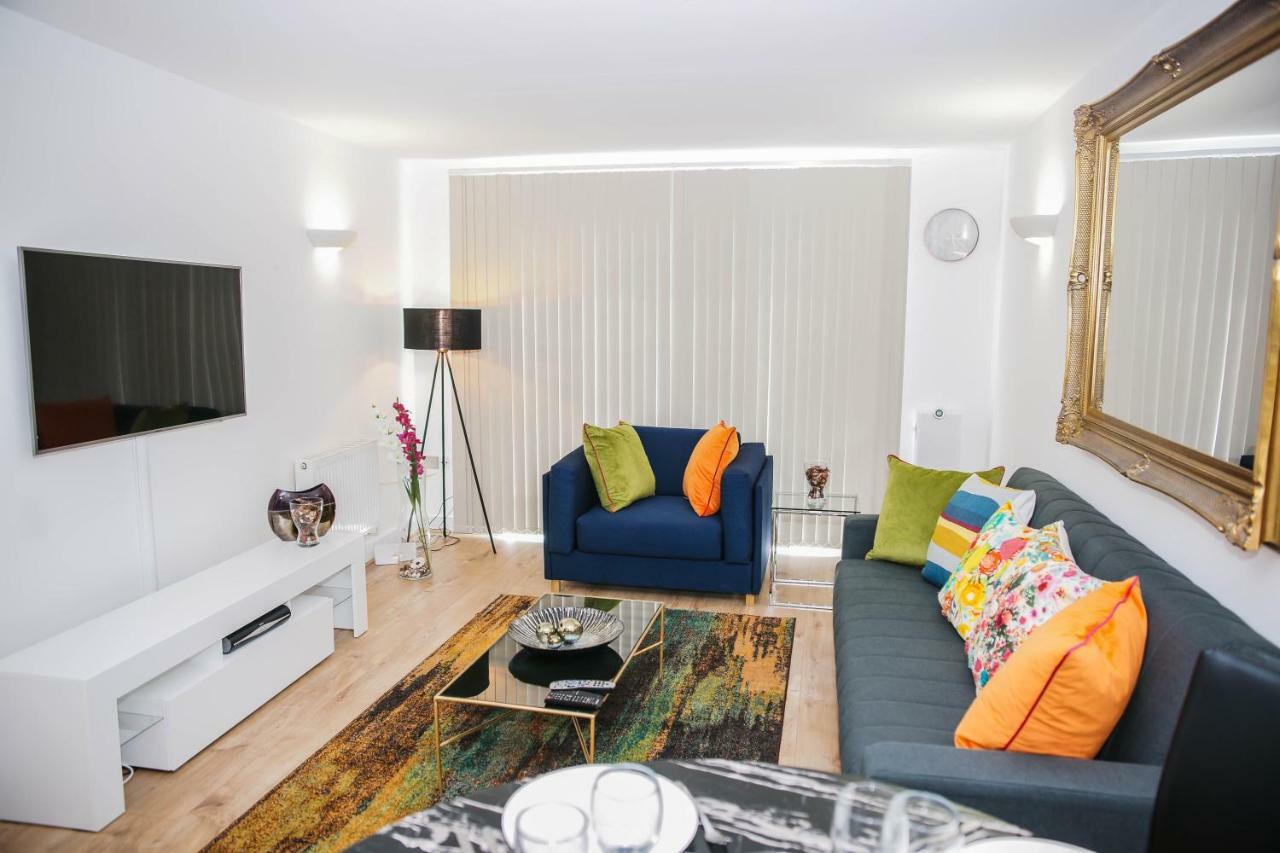 Riverside 2 Bed Appartement Londres