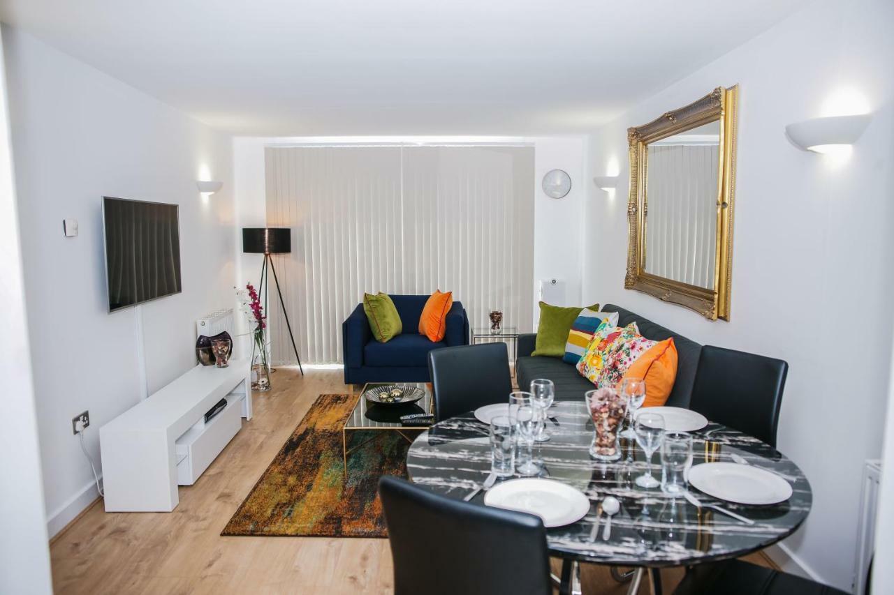 Riverside 2 Bed Londres