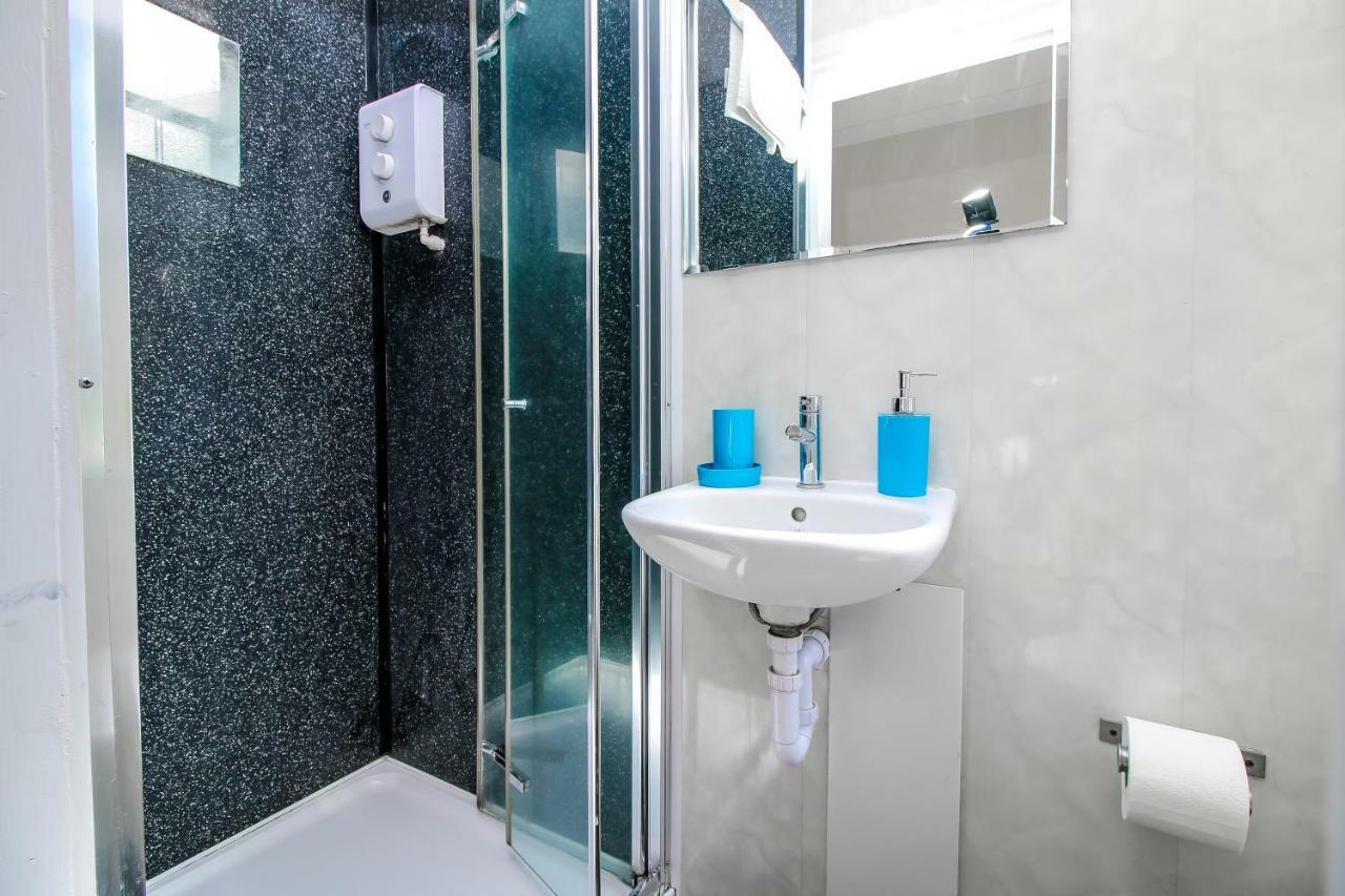 Pensión Private En-suite @ Liverpool Street, Brick Ln 3*