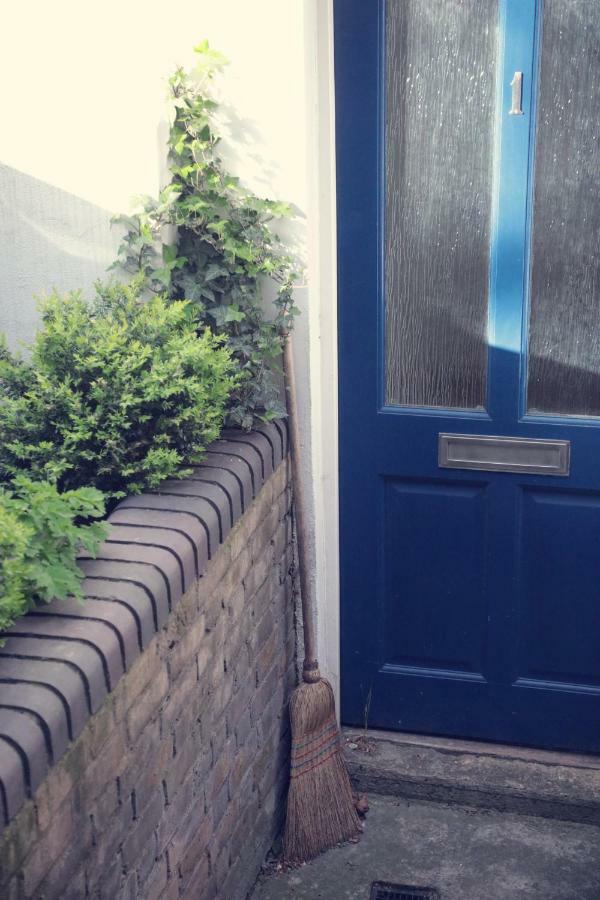 Flat1 Camden Road Apartment London