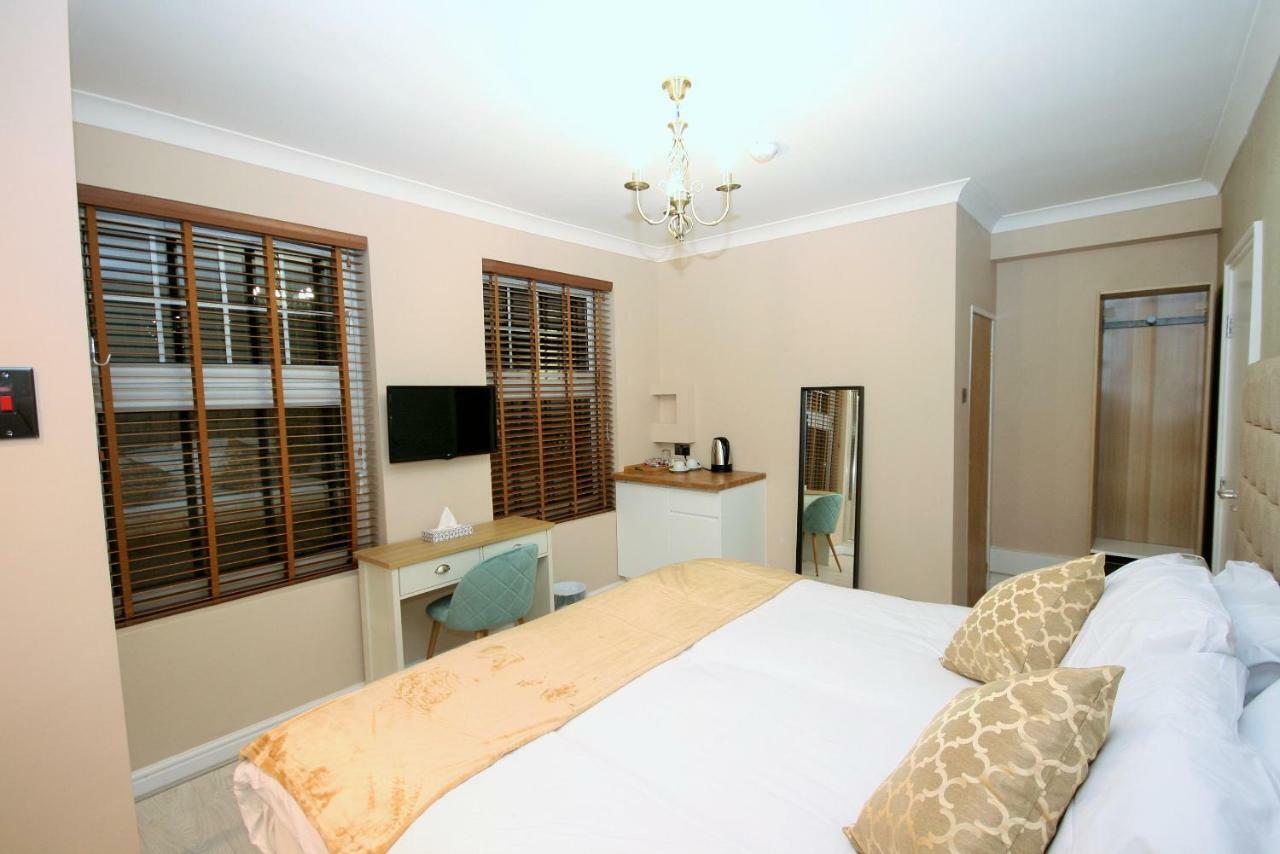 Brick Lane Guest house *