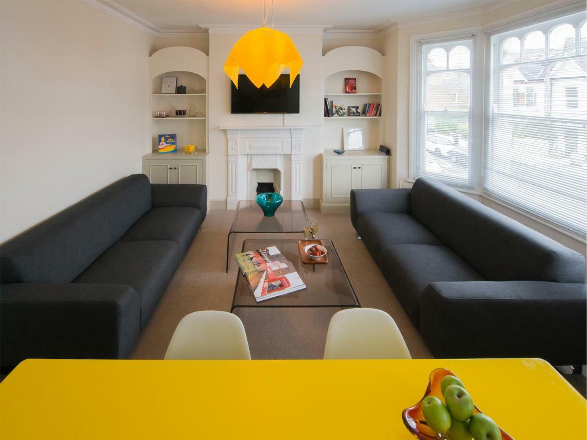 Apartment Yellow Submarine London