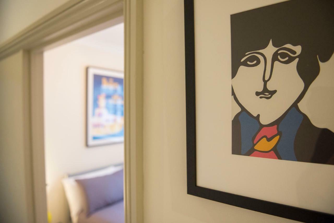 Yellow Submarine Apartment