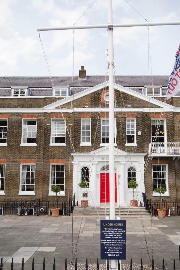 Apartment Yellow Submarine London