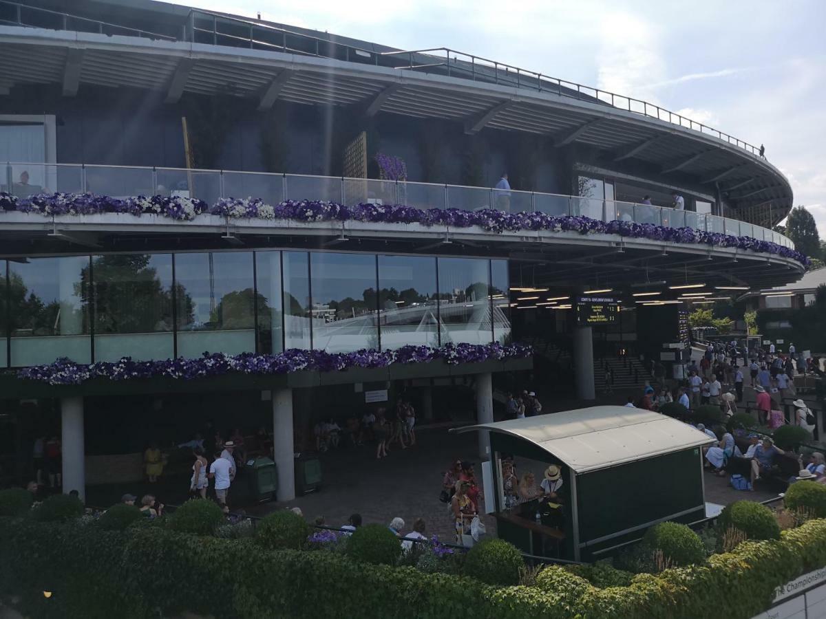 Close To Wimbledon Tennis * Londres