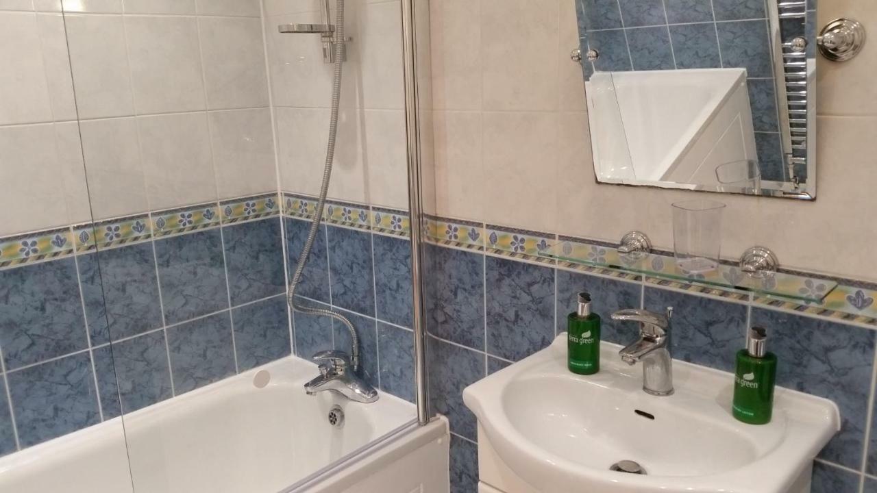 Apartamento With Parking Near Waterloo & St Thomas & Big Ben & Parliament