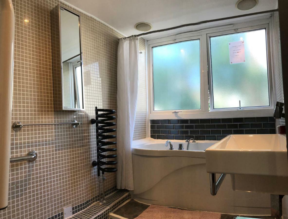 2 Beds 2 Baths In Heart Of Apartamento Londres