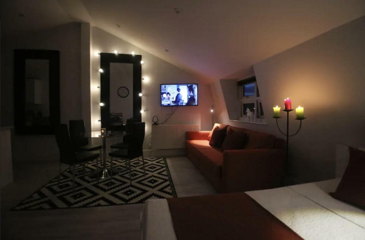 Quirky Cosy Marleybone Victorian Loft Apartment *