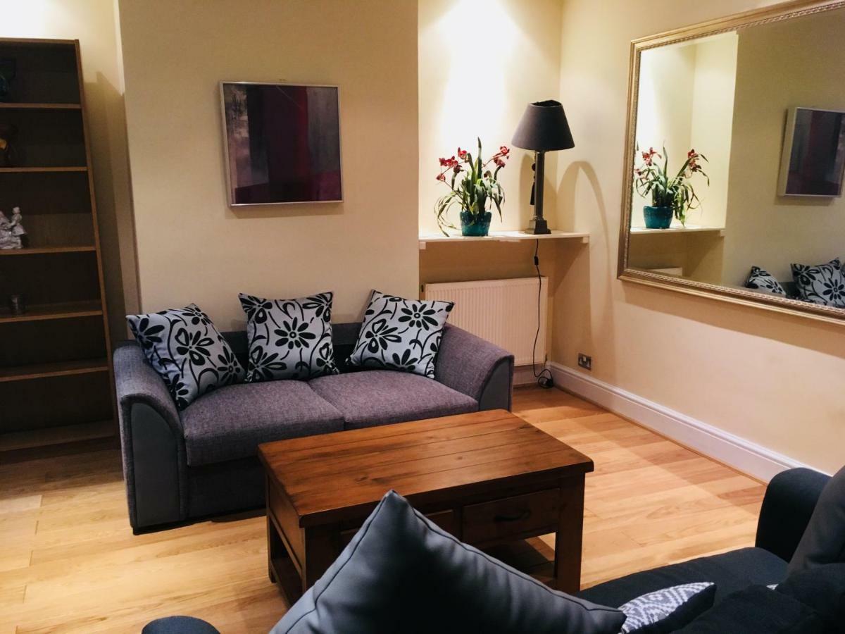 Large 2 Bedroom 2 Bathroom In Westminster Londres