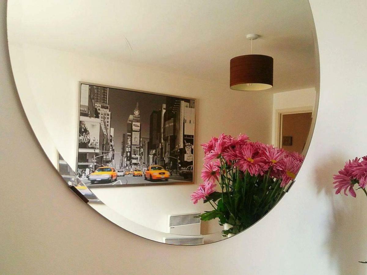 Modern Lovely Bedroom Close To Stations In East London, Zone 2 Londres