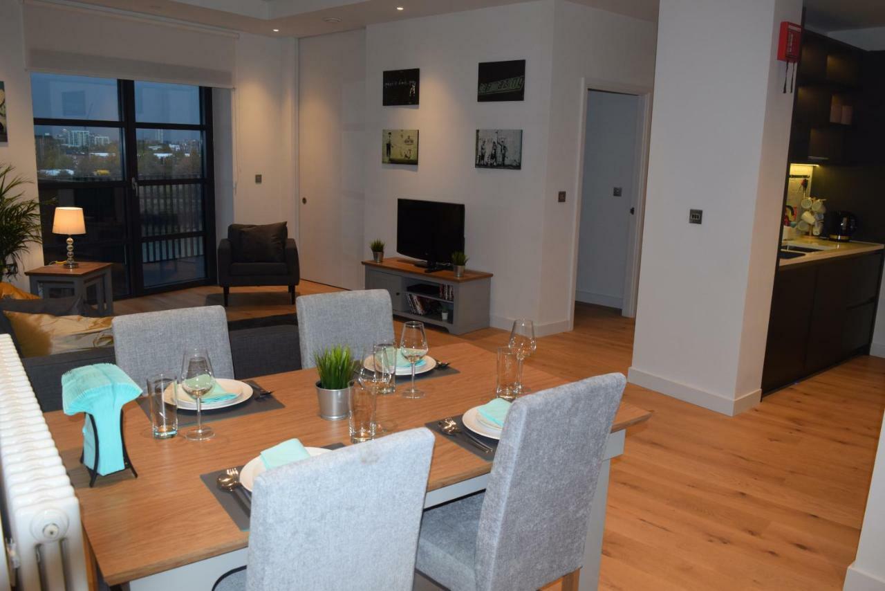 Island 3 Bedroom Luxury Apartments, Canary Wharf Apartamento *