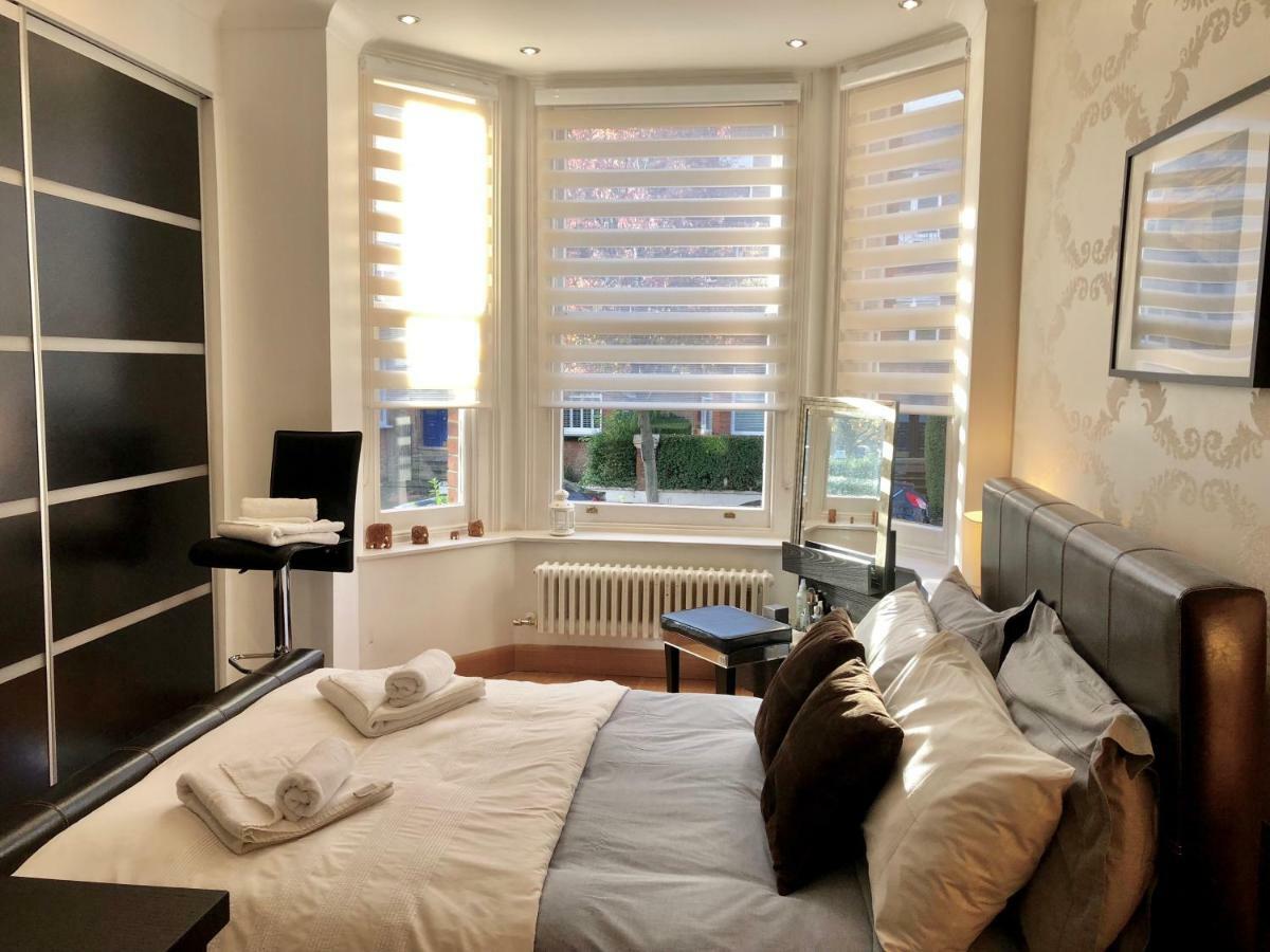Luxury In London, Mida Vale