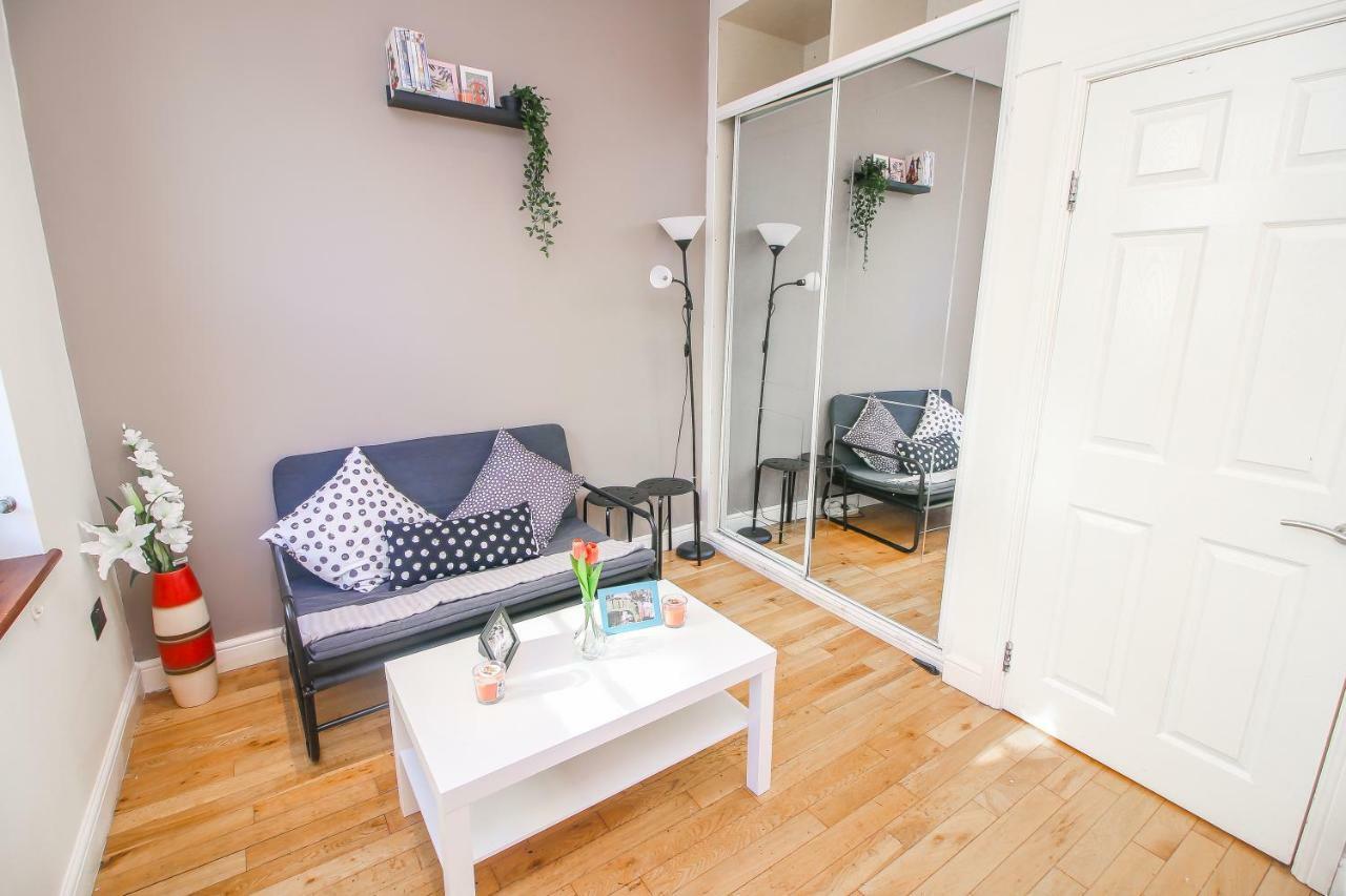 Flat Near Liverpool St & Shoreditch London. Appartement Londres