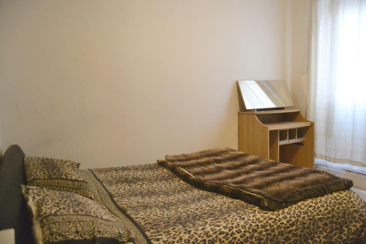 Superb Double Bedroom Accommodatie bij particulieren