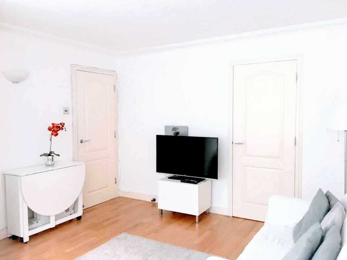 Elegant Fitzrovia 2-bed Nr Oxford Street Helpful Informative Host * Londres