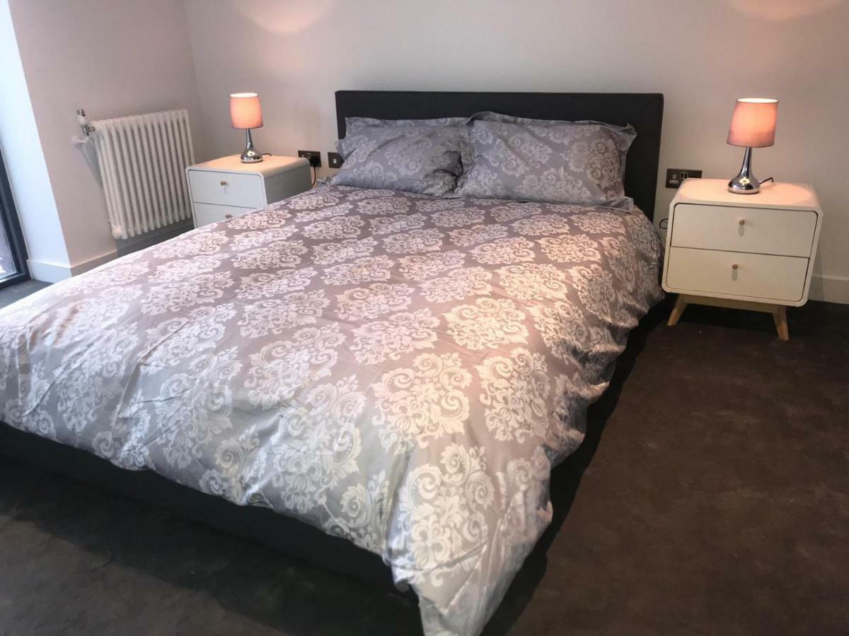 Booking * London