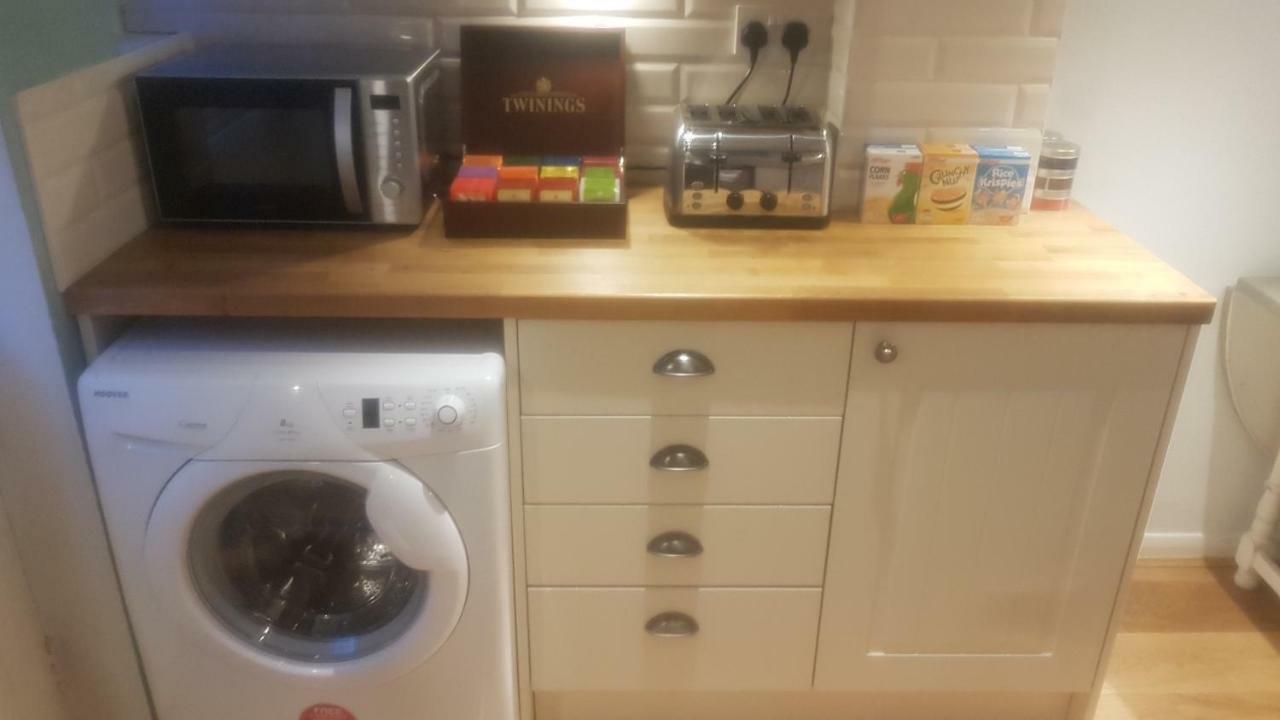 Beautiful 2 Bedroom In The Heart Of Greenwich Appartement *