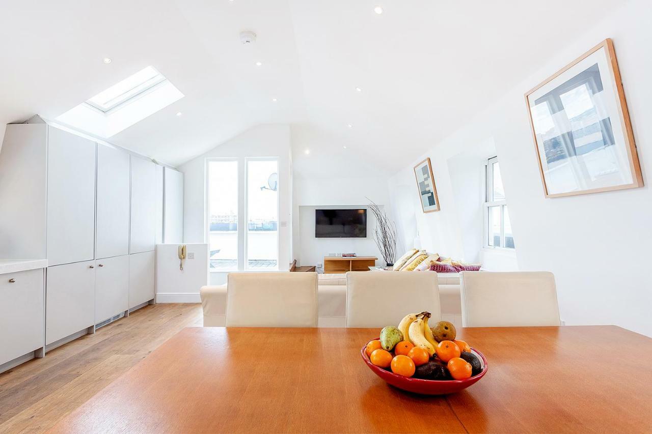 Beautiful 2 Bedrooms In Knightsbridge Apartment