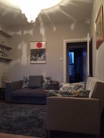 Perfect 2 Bedroom Flat Shepherds Bush W12 Londres