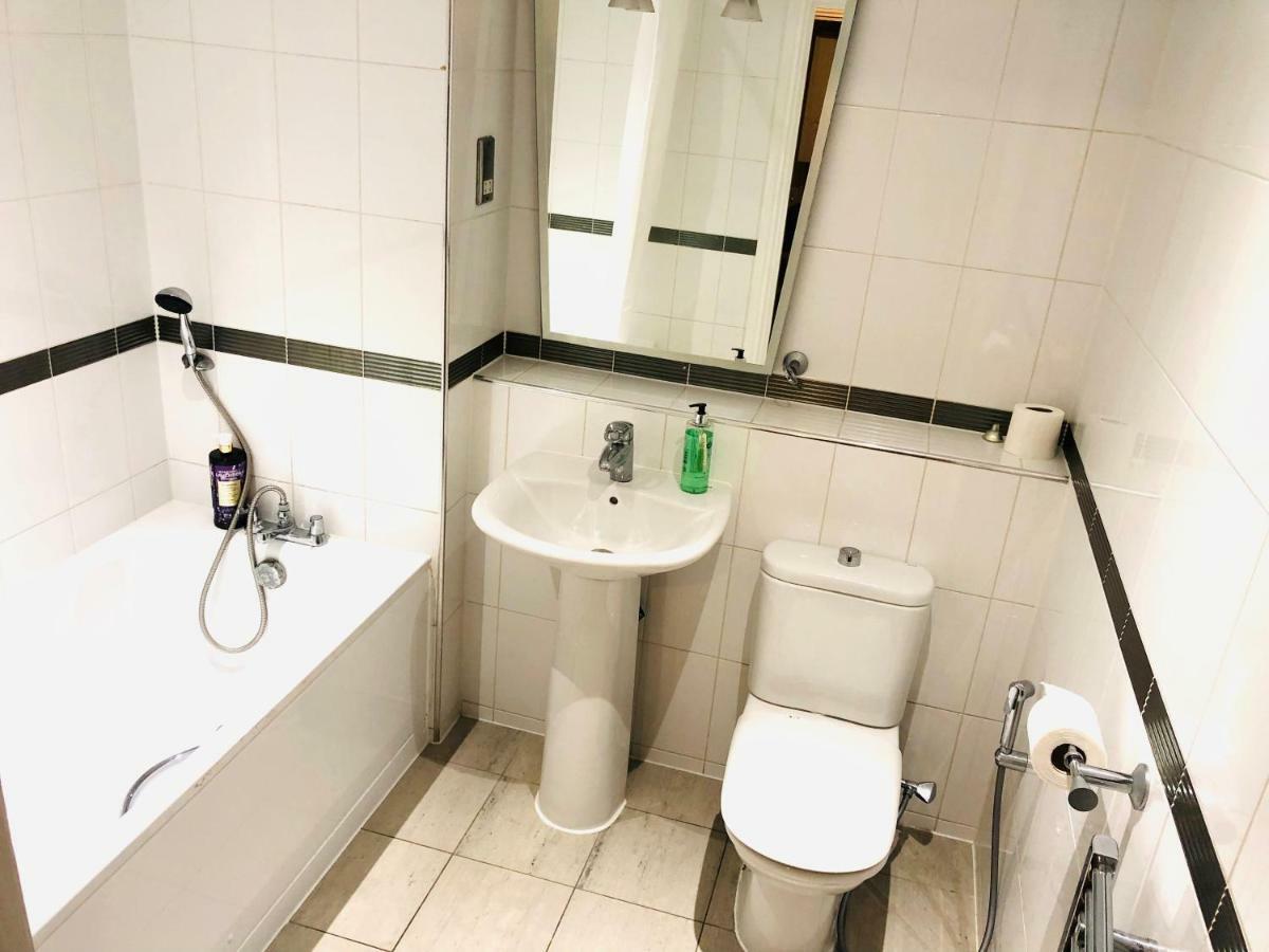 Modern By River Thames Appartement Londen