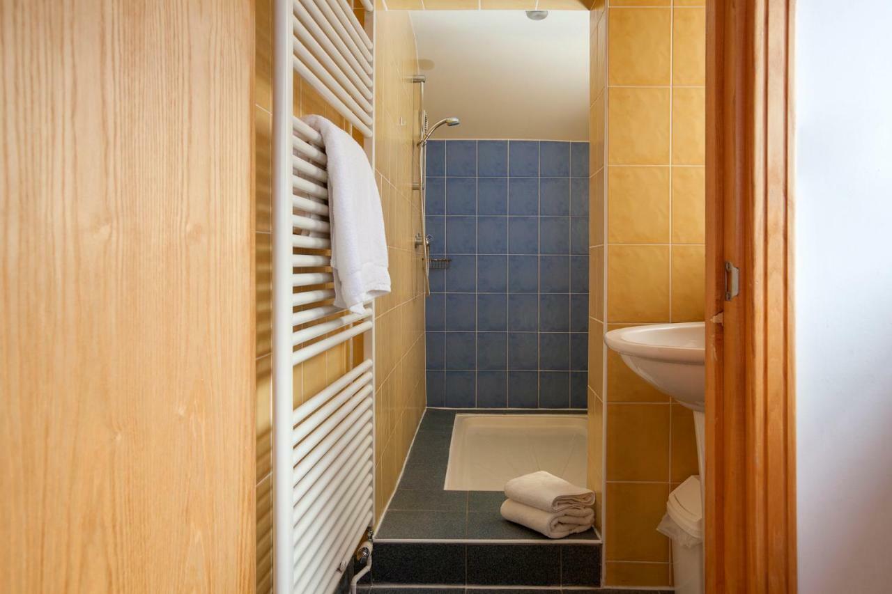 Bright Private - Peaceful Morden Location Apartamento