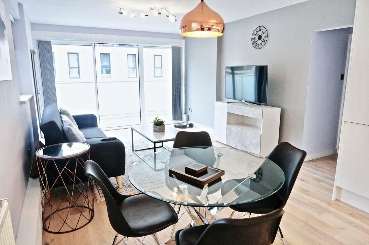 Appartement 2br/2bath Luxury Modern Flat In The City *