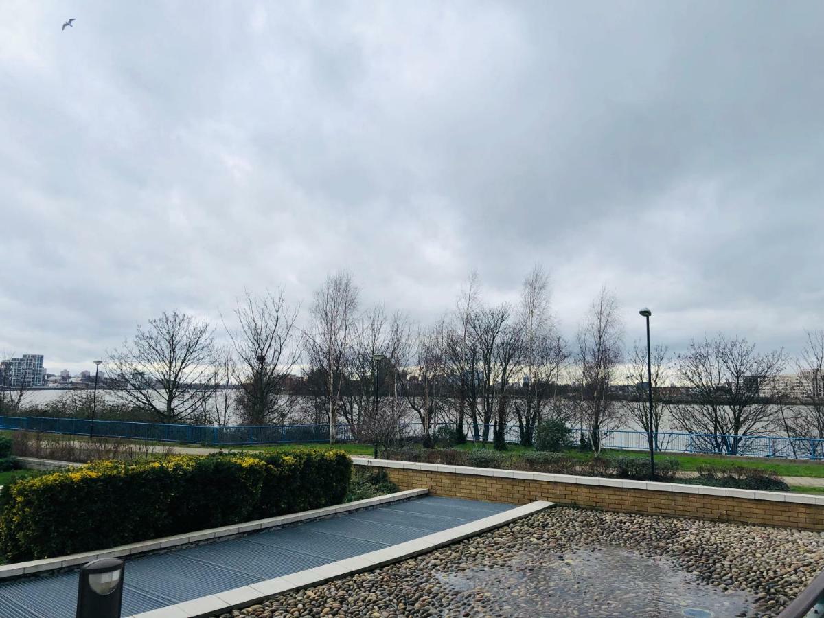 Modern By River Thames Apartamento Londres