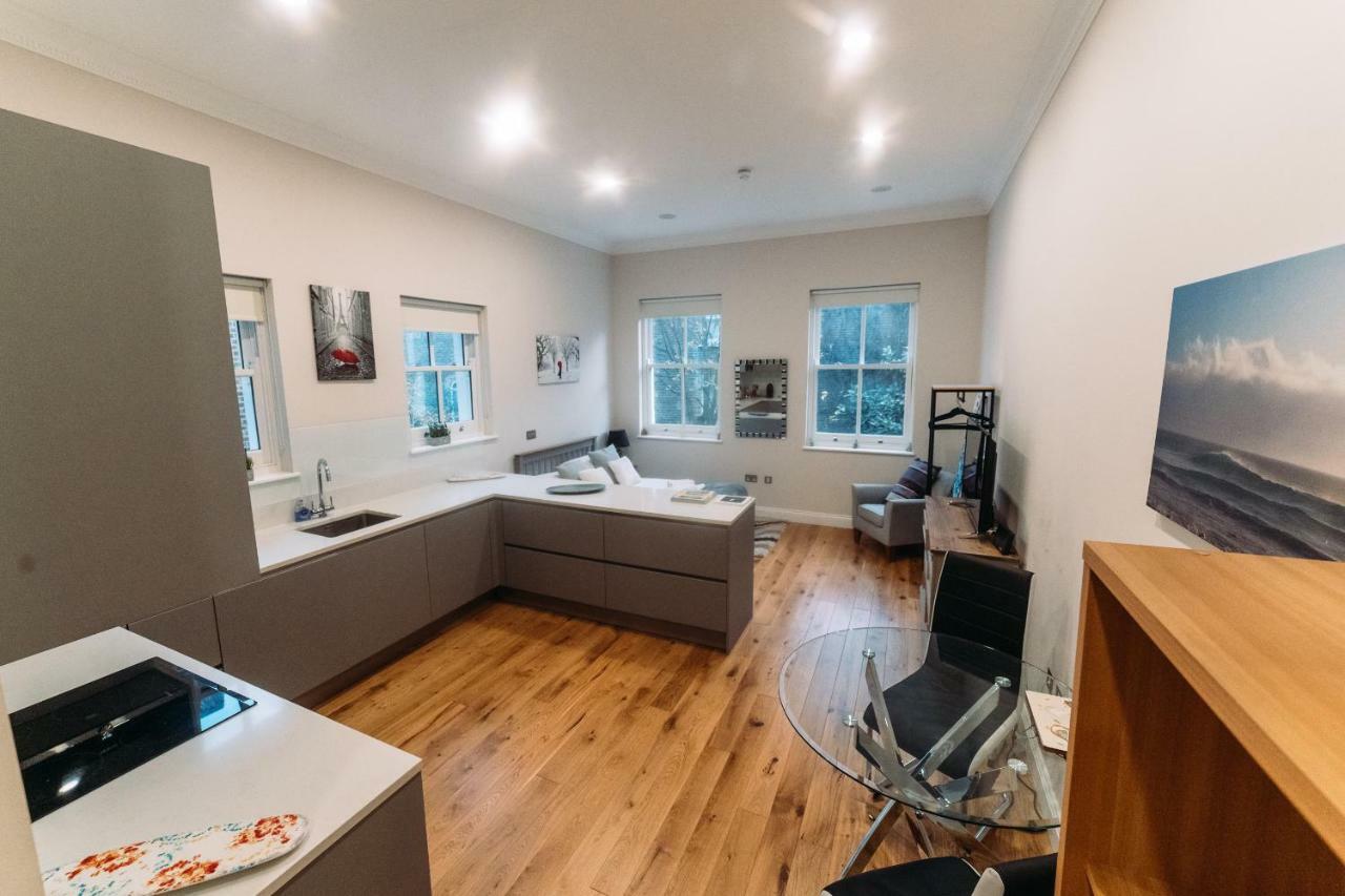 Flat 3, Cromwell Road, 1 Bedroom Studio *