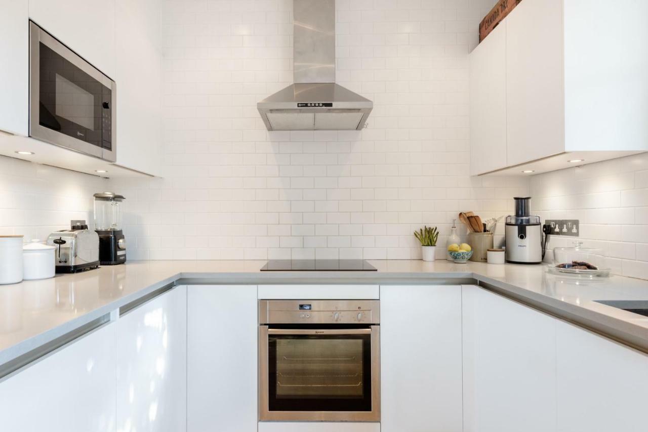 Vakantiehuis Gorgeous, 4 Bed Victorian House In Dollis Hill Londen