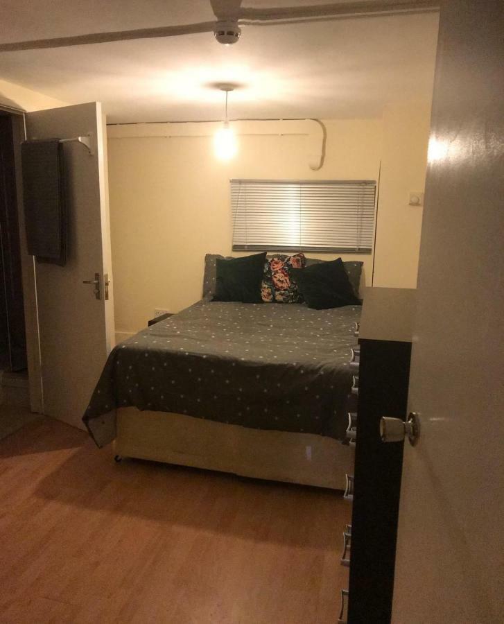 145 Burnley Road Homestay *