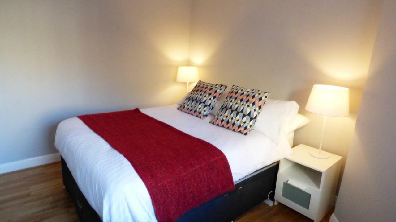 Trendy 2 Bedroom In Vibrant Shoreditch, Zone 1 Free Wifi - Sleeps 4+2 * Londres