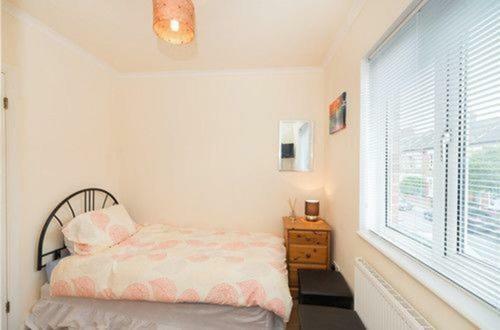 Tdm Bachelot Lettings Ltd Gasthof London