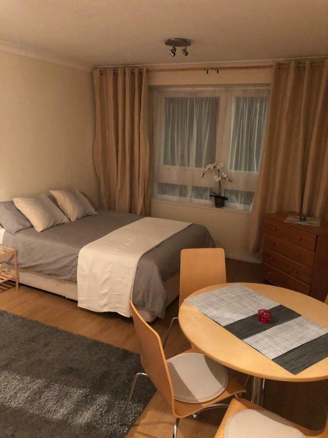 Splendid 2 Bedroom In Shepherd's Bush Apartamento Londres