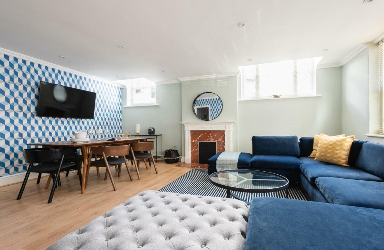 Apartment The Kensington Palace Mews - Bright & Modern 6bdr House With Garage