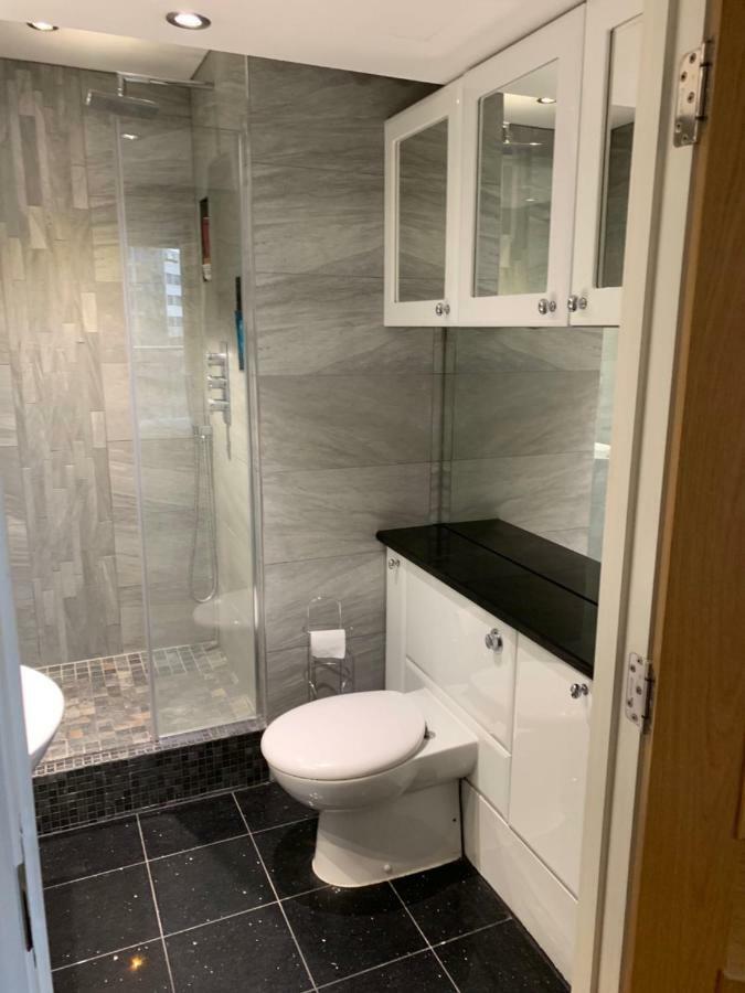 Thames View Apartment, Imperial Wharf Apartamento *