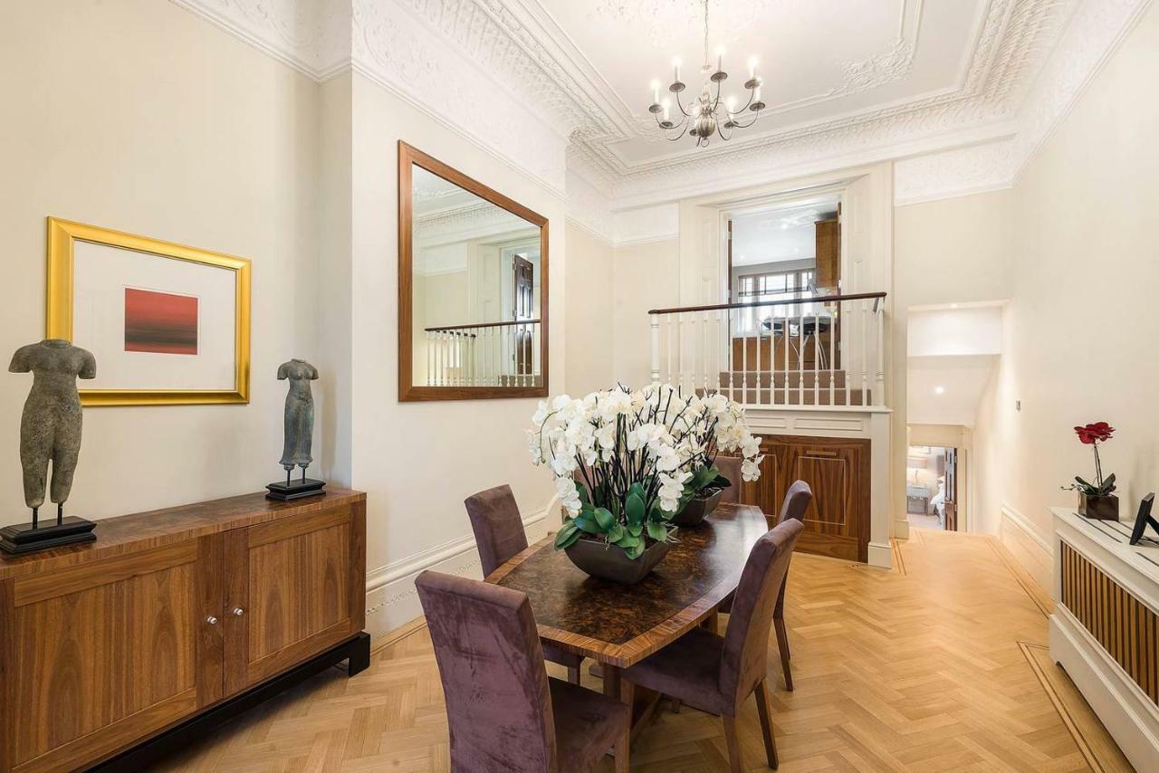 Grand Ambassadorial Duplex Hyde Park *