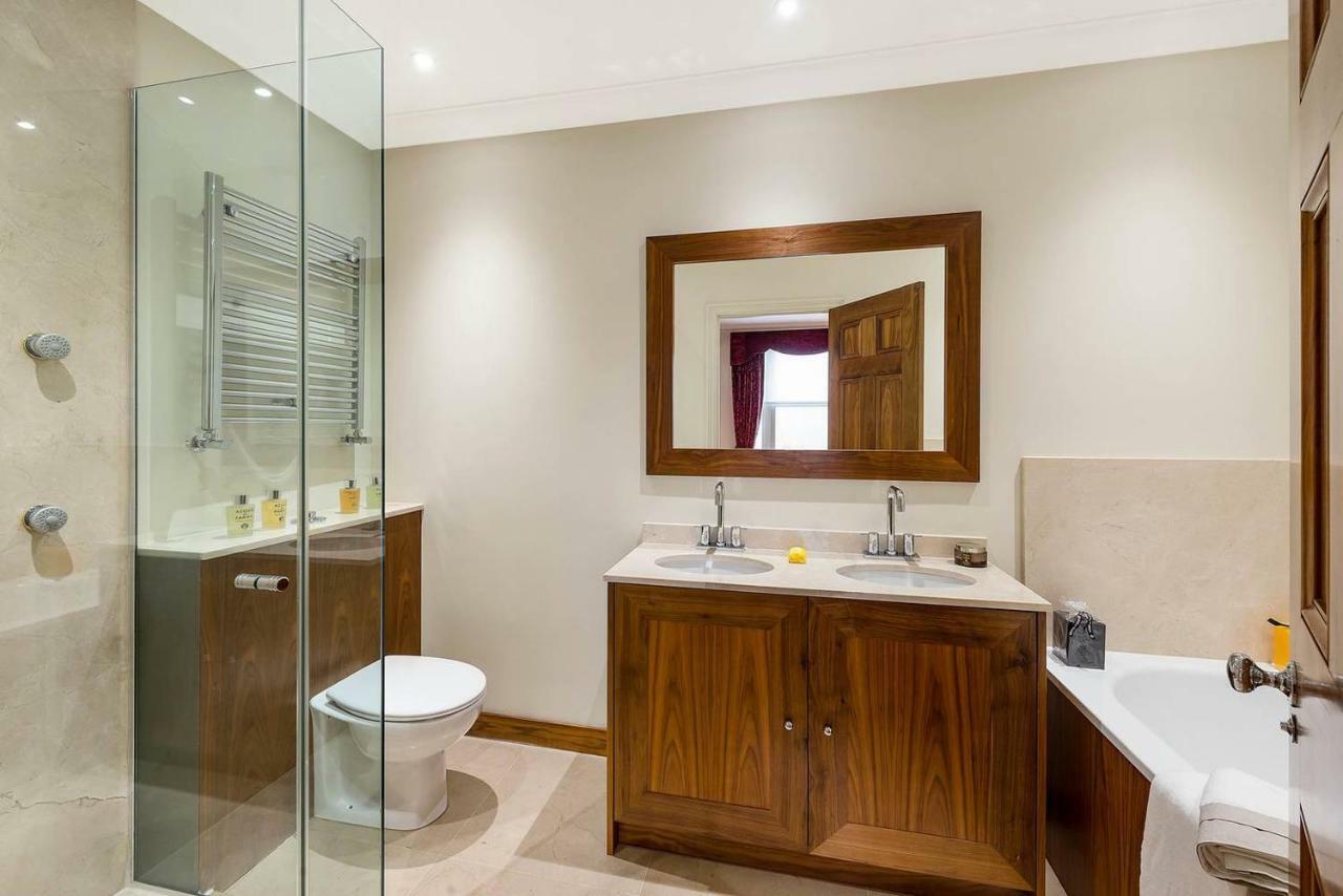 Grand Ambassadorial Duplex Hyde Park Apartment London