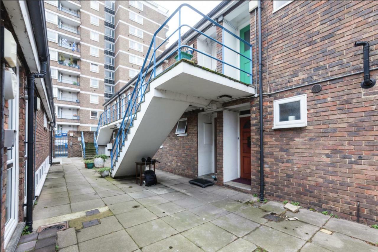 Chelsea Private Garden Maisonette * Londen
