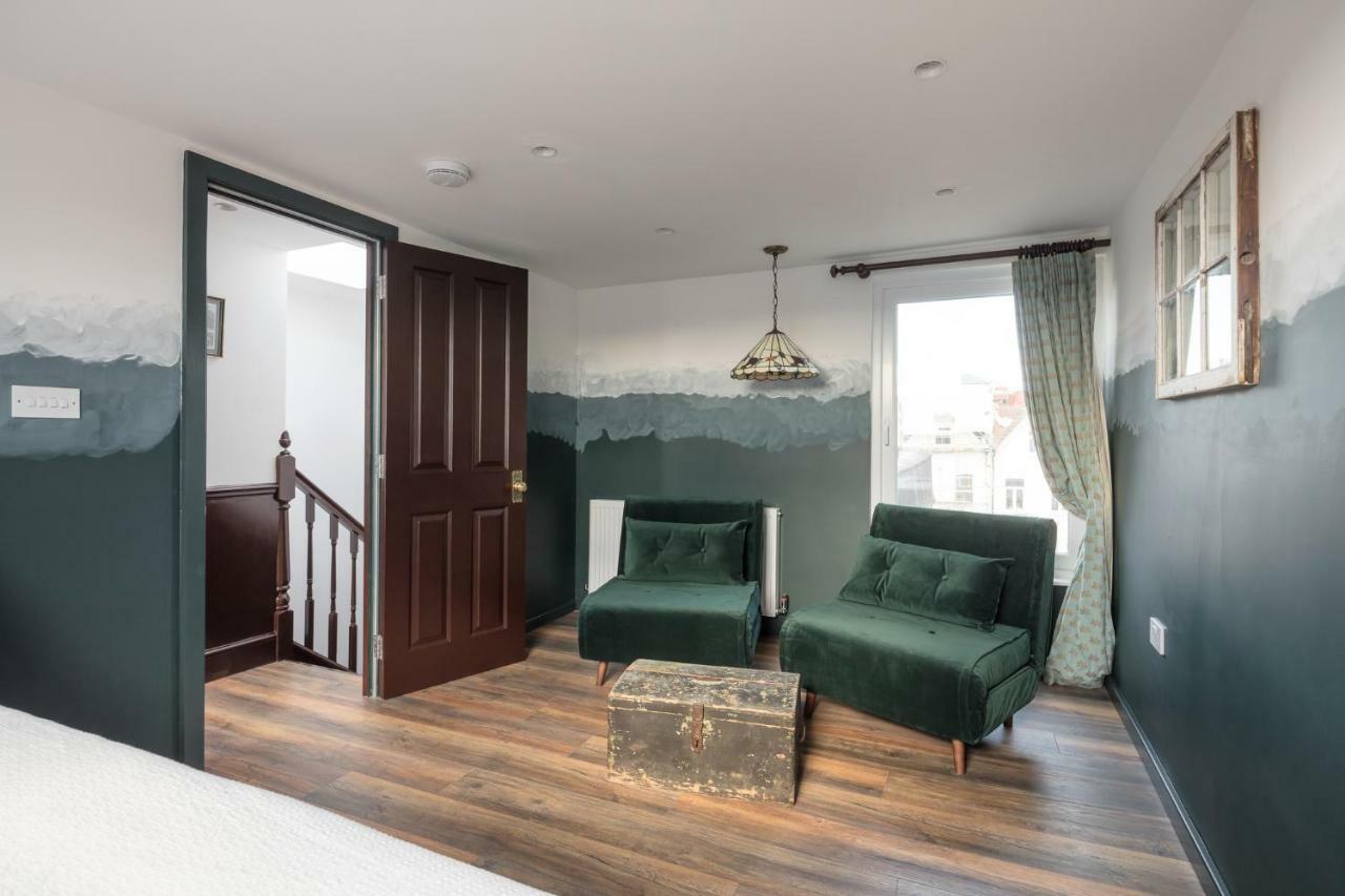 Courcy Road - 7 Bedroom - Sleeps Up To 22 Apartamento Londres