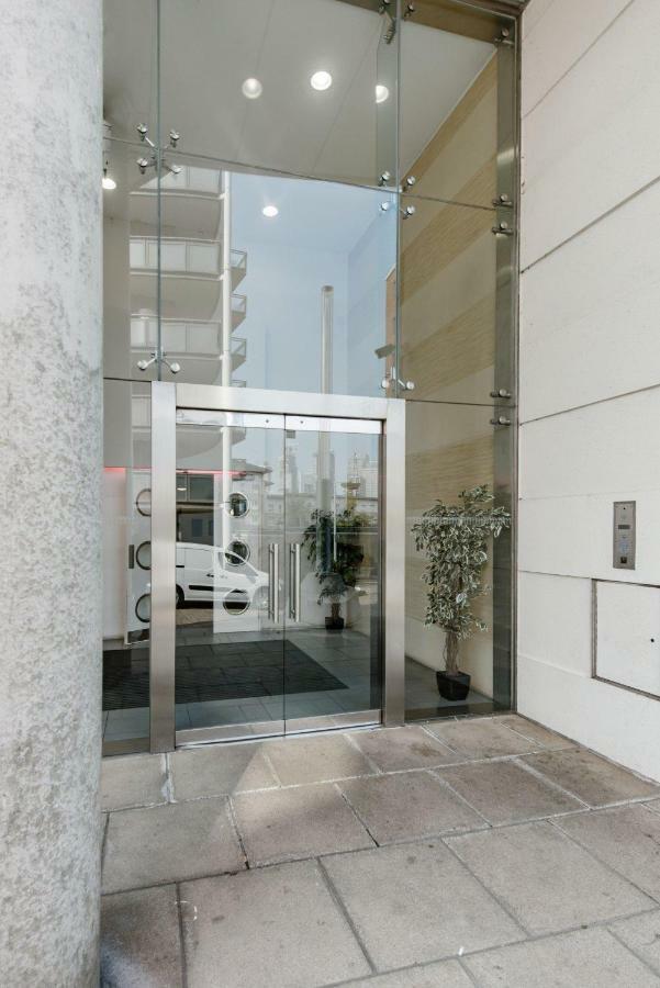 Canary Wharf Riverside Penthouse * Londres