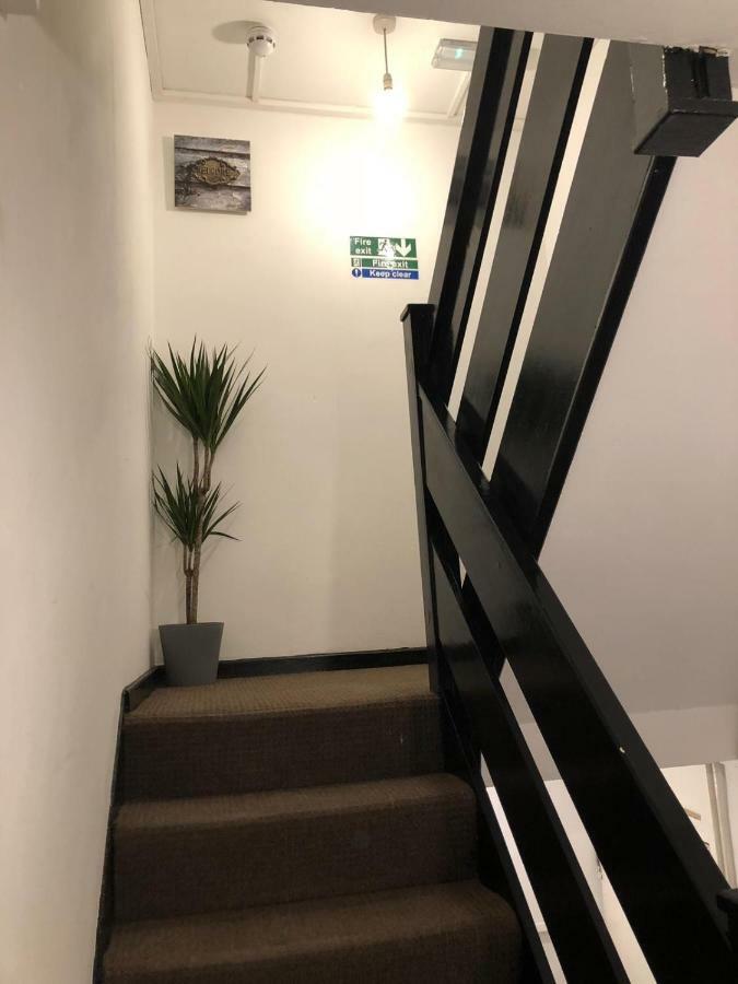 145 Burnley Road Homestay London