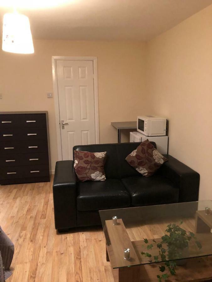 Homestay 145 Burnley Road *