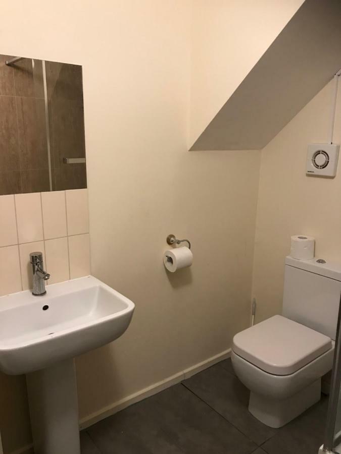 Homestay 145 Burnley Road London