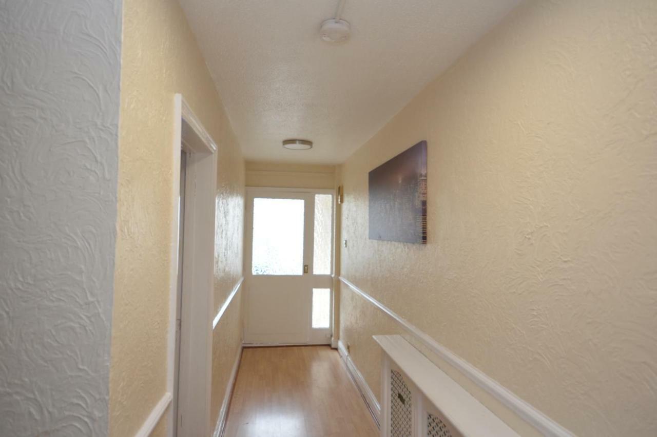Four Bedroom Townhouse 12 Minutes Walk To Excel Exhibition Centre Сasa de vacaciones Londres