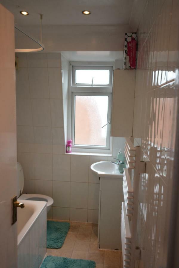 Four Bedroom Townhouse 12 Minutes Walk To Excel Exhibition Centre Londres