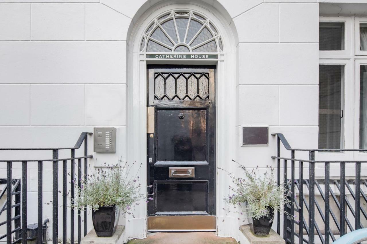 Studio In Georgian Next To Buckingham Palace