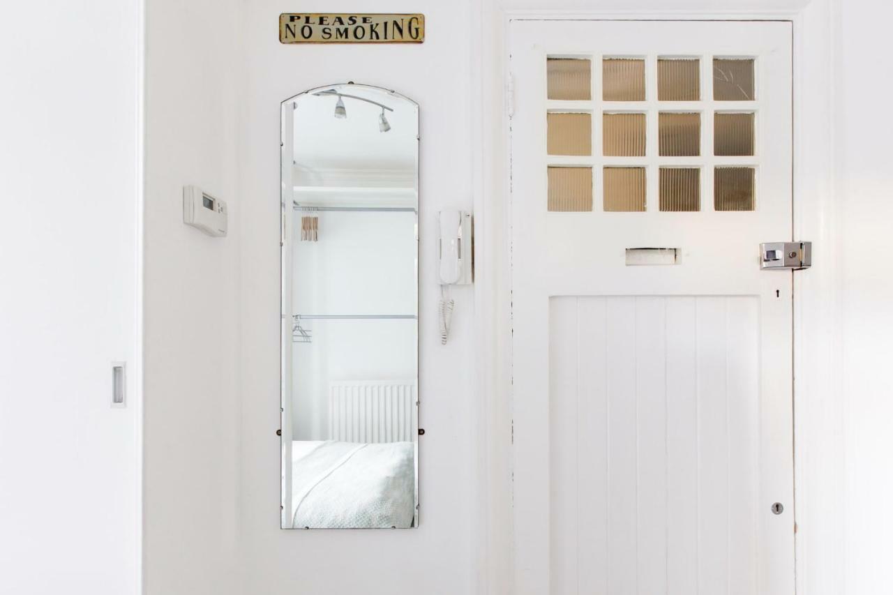Studio In Georgian Next To Buckingham Palace * London